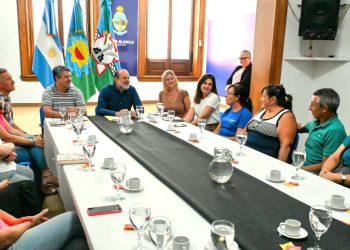 GONZÁLEZ: «NOS DIERON LA NOTICIA DE QUE EL EDIFICIO FUE COMPRADO PARA QUE EL CFI SIGA AHÍ»