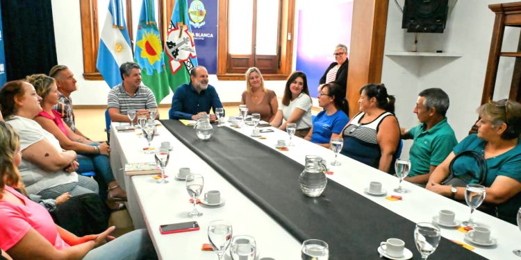 GONZÁLEZ: «NOS DIERON LA NOTICIA DE QUE EL EDIFICIO FUE COMPRADO PARA QUE EL CFI SIGA AHÍ»