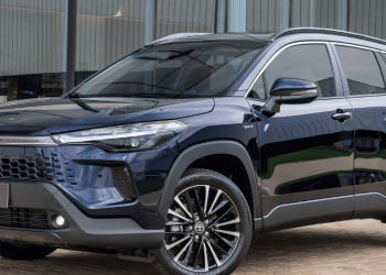 ÁLVAREZ PORTE: «BUSCAMOS EXIMIR DEL PAGO DE ESTACIONAMIENTO A LOS VEHÍCULOS HÍBRIDOS»