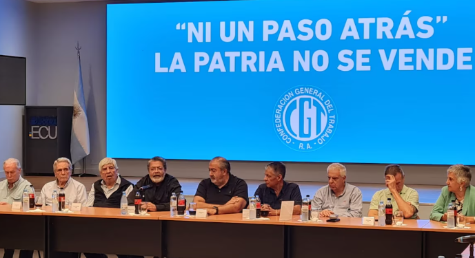 CRECE LA TENSIÓN ENTRE LA CGT Y ALGUNOS SINDICATOS POR EL FIN DE LA TRIANGULACIÓN CON LAS OBRAS SOCIALES