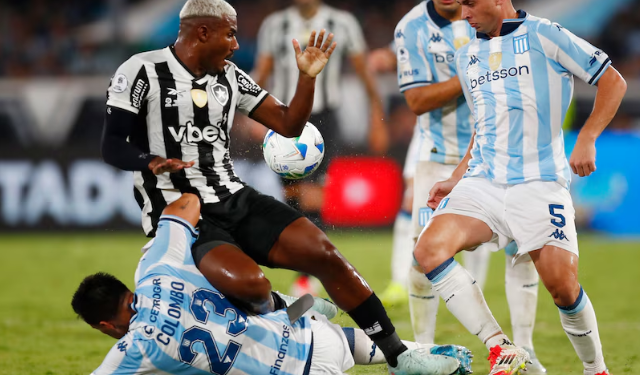 RACING DERROTÓ 2-0 A BOTAFOGO EN BRASIL Y SE CONSAGRÓ CAMPEÓN DE LA RECOPA SUDAMERICANA