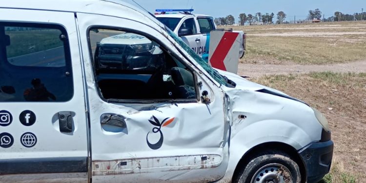 UN VUELCO Y DOS CHOQUES, NO HUBO PERSONAS LASTIMADAS, EN EL REPORTE DE DEFENSA CIVIL