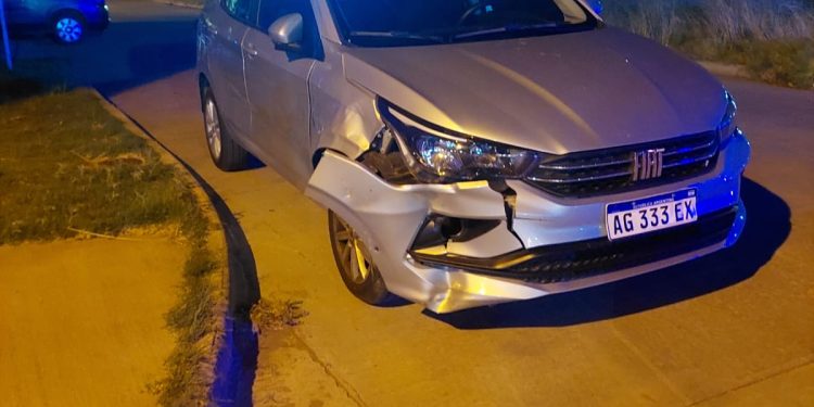 CHOCÓ CONTRA UN AUTO Y SUFRIÓ UN TRAUMATISMO DE CRÁNEO, DIO POSITIVO EN EL CONTROL DE ALCOHOLEMIA