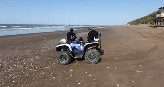 FALLECIÓ UN TURISTA EN PEHUEN CO LUEGO DE SUFRIR UN PARO CARDÍACO EN LA PLAYA