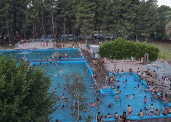 SE AHOGÓ UN NIÑO DE 13 AÑOS EN EL PREDIO DE LOS PETROQUIMICOS