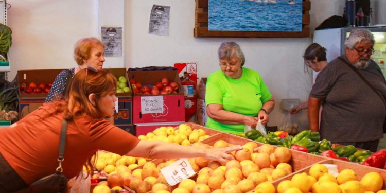 EL MERCADO DEL PUERTO REABRE SUS PUERTAS