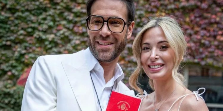 ALLANARON LA CASA DE JÉSICA CIRIO Y ELÍAS PICCIRILLO Y ENCONTRARON TRES MILLONES DE DÓLARES