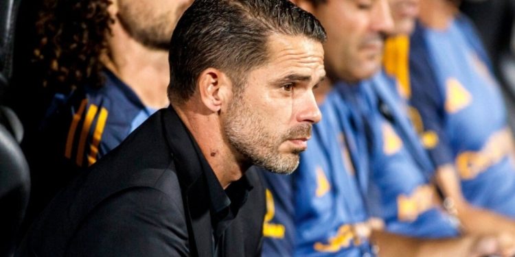 GAGO POR AHORA CONTINUA EN BOCA