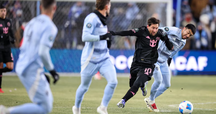 POR UN GOLAZO DE MESSI, INTER MIAMI DEBUTÓ CON UN TRIUNFO ANTE KANSAS CITY EN LA CONCACHAMPIONS