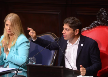 KICILLOF PRESIONA POR SUSPENDER LAS PASO, PERO SE DILATA LA NEGOCIACIÓN CON LA LEGISLATURA