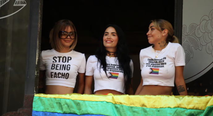 LALI ESPÓSITO CONTÓ SI GRABARÁ UNA CANCIÓN CON MARÍA BECERRA