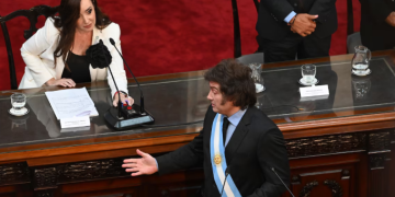 LA APERTURA DE SESIONES MOSTRÓ A MILEI MÁS ENFRENTADO QUE NUNCA A VILLARRUEL