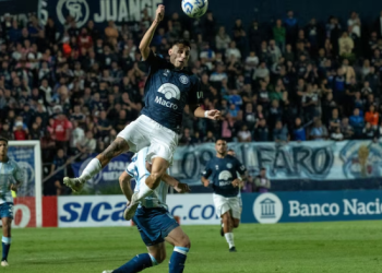 RACING PERDIÓ 2-1 ANTE INDEPENDIENTE RIVADAVIA EN MENDOZA POR EL TORNEO APERTURA