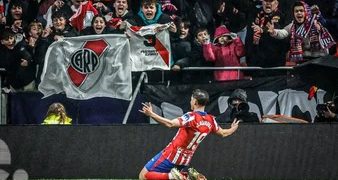 CON GOL DE JULIÁN ÁLVAREZ EL ATLÉTICO MADRID LE GANÓ AL ATHLETIC CLUB DE BILBAO Y ES LÍDER