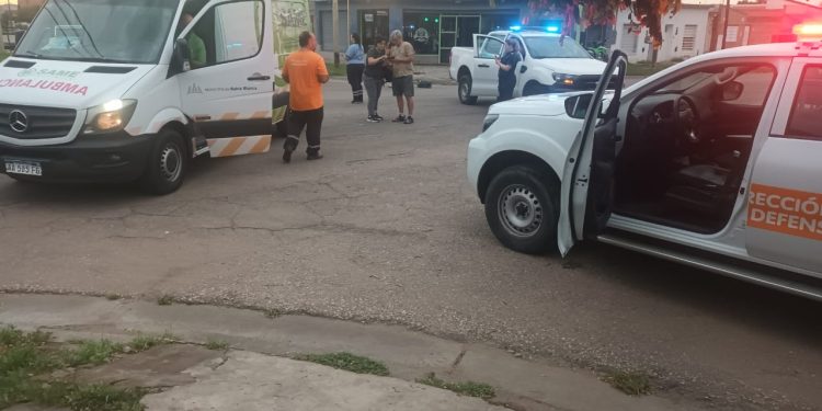 DOS MOTOCICLISTAS TUVIERON QUE SER HOSPITALIZADAS POR CHOQUES EN LA CIUDAD