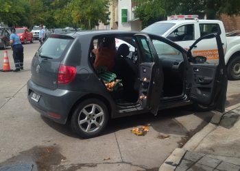 DOS NENAS FUERON HOSPITALIZADAS LUEGO DE CAER DE UNA MOTO