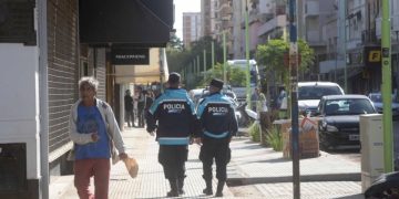 ARRIBARON POLICÍAS PARA REFORZAR LA SEGURIDAD EN EL MICRO Y MACROCENTRO