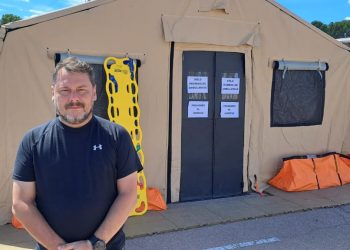 VILLAGRAN: «ATENDEMOS ENTRE 200 Y 300 PERSONAS POR DÍA»