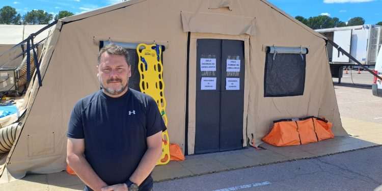 VILLAGRAN: «ATENDEMOS ENTRE 200 Y 300 PERSONAS POR DÍA»