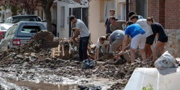 EL MUNICIPIO CONFIRMÓ QUE YA NO QUEDAN PERSONAS EVACUADAS Y QUE LOS COLECTIVOS VUELVEN A SU HORARIO NORMAL