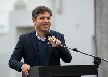 KICILLOF ENTREGÓ VIVIENDAS EN TORNQUIST