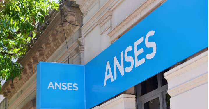 EL GOBIERNO ESTABLECIÓ UN AUMENTO DEL 2,4% PARA LAS ASIGNACIONES FAMILIARES