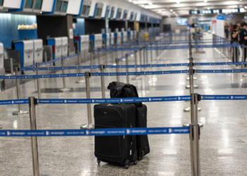 POR EL PARO, AEROLÍNEAS ARGENTINAS CANCELARÁ 258 VUELOS QUE AFECTARÁN A 20.000 PASAJEROS