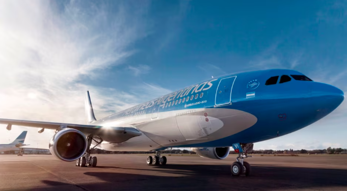 AEROLÍNEAS ARGENTINAS TENDRÁ MÁS VUELOS A MIAMI EN JULIO Y SUMARÁ UNA NUEVA FRECUENCIA DIARIA EN EL PRÓXIMO VERANO