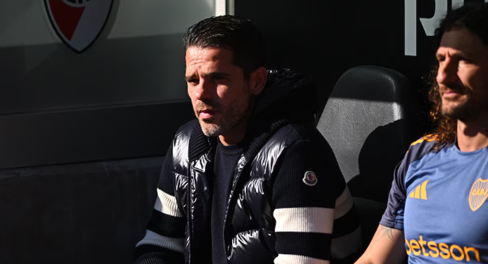 RIQUELME ECHÓ A GAGO DE BOCA LUEGO DE LA DERROTA ANTE RIVER EN EL CLÁSICO