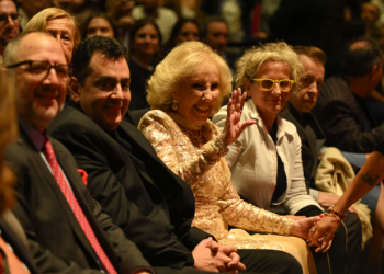 LA POLÉMICA POR LA ASUSENCIA DE LA FAMILIA EN EL HOMENAJE A MIRTHA LEGRAND