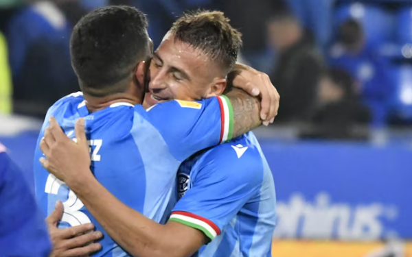 TRAS LA CLASIFICACIÓN DE RACING A LOS OCTAVOS DEL TORNEO APERTURA, VÉLEZ VENCIÓ 1-0 A GIMNASIA Y SE ILUSIONA