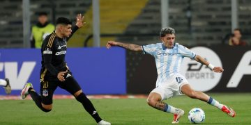 RACING RESCATÓ UN 1-1 SOBRE EL FINAL ANTE COLO-COLO Y ES LÍDER EN SU GRUPO DE LA COPA LIBERTADORES