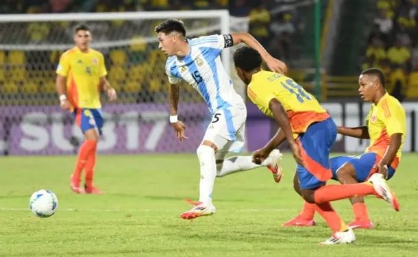 ARGENTINA PERDIÓ CON COLOMBIA 2-1 Y BUSCARÁ LA CLASIFICACIÓN AL MUNDIAL SUB 17 EN EL FINAL FOUR