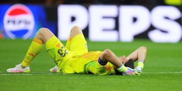 EL ASTON VILLA LO DIO VULETA, PERO NO LE ALCANZO Y PSG ES SEMIFINALISTA