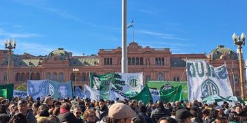 ATE ANUNCIÓ PROTESTAS SIMULTÁNEAS EN TODOS LOS ORGANISMOS PÚBLICOS PARA EL MIERCOLES 23