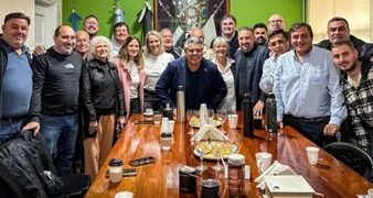 TAPIA SE REUNIÓ CON LOS DIRIGENTES DE LA LIGA DEL SUR