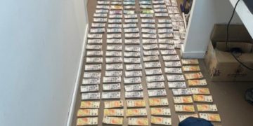 SECUESTRARON CASI $1.000 MILLONES EN CELULARES