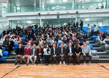 DOW Y EL MUNICIPIO ENTREGARON 350 NOTEBOOKS A ESCUELAS PÚBLICAS DE BAHÍA BLANCA