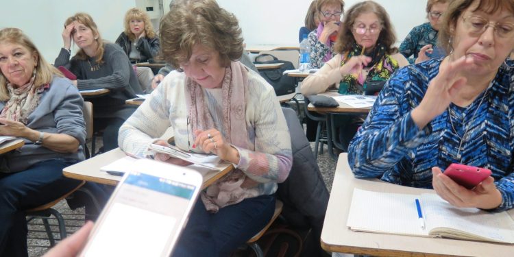 IRIARTE: «TENEMOS 26 CURSOS QUE DICTAREMOS EN ESTE PRIMER CUATRIMESTRE»