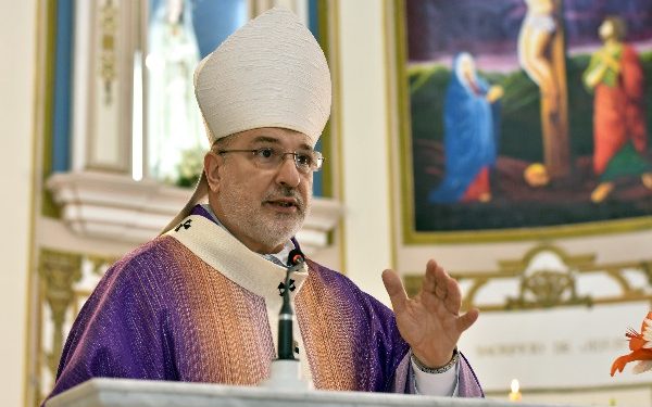 AZPIROZ COSTA: «EL PAPA FRANCISCO MANTUVO SIEMPRE SU SENCILLEZ Y HUMILDAD»