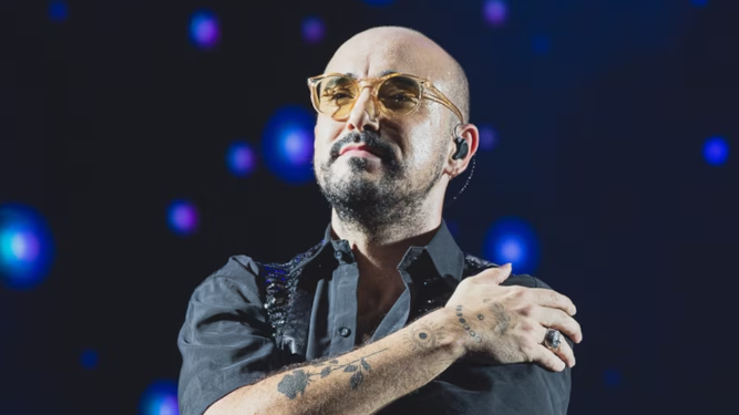 ABEL PINTOS CELEBRA 30 AÑOS DE CARRERA