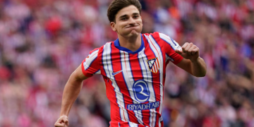 BARCELONA QUIERE A JULIÁN ÁLVAREZ PARA REEMPLAZAR A LEWANDOWSKI