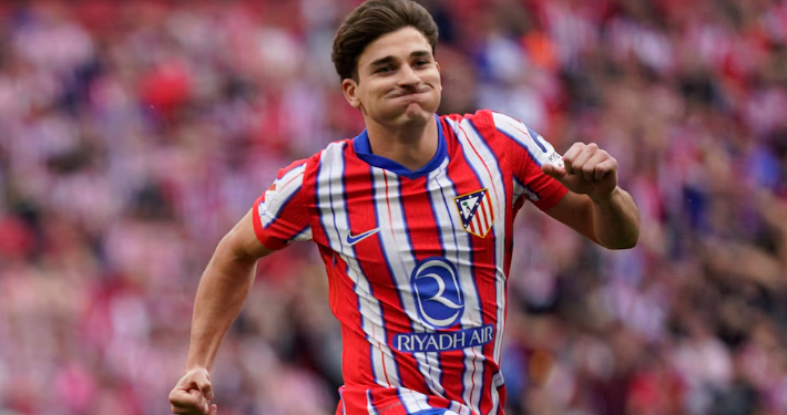 BARCELONA QUIERE A JULIÁN ÁLVAREZ PARA REEMPLAZAR A LEWANDOWSKI