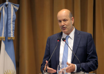 EL GOBIERNO ORDENÓ NO RENOVAR LOS CONTRATOS DE LOS EMPLEADOS QUE REPROBARON LA PRUEBA DE IDONEIDAD