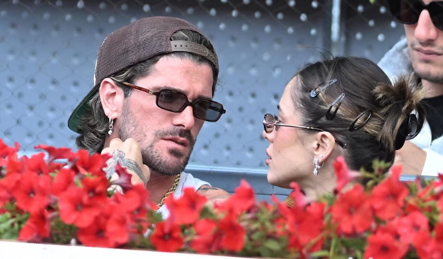 TINI STOESSEL BRILLÓ CON SU SHOW EN MADRID Y RECIBIÓ EL APOYO DE RODRIGO DE PAUL DESDE LA TRIBUNA