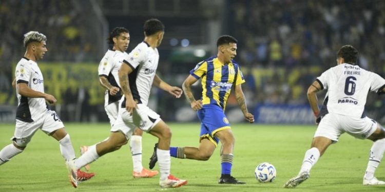 INDEPENDIENTE CAYÓ FRENTE A ROSARIO CENTRAL 1 A 0 Y NO PUDO GANAR EL GRUPO