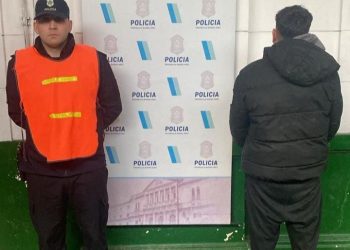 RECUPERAN UNA MOTO QUE FUE COMPRADA CON PESOS Y DOLARES FALSOS, DETUVIERON A UNA PERSONA