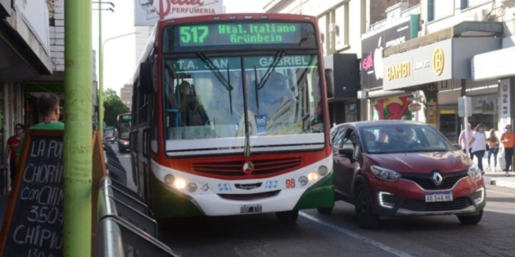 BAHÍA BLANCA NO TENDRÁ COLECTIVOS HASTA EL MARTES A LA MEDIANOCHE