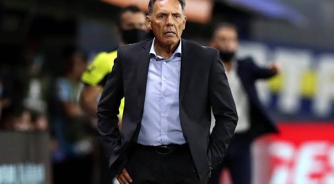 RUSSO SE ACERCA A BOCA: RENUNCIÓ COMO DT DE SAN LORENZO