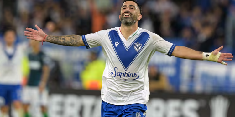 VÉLEZ GOLEÓ 3 A 0 A SAN ANTONIO BULO BULO Y SE CLASIFICÓ A LOS OCTAVOS DE LA COPA LIBERTADORES